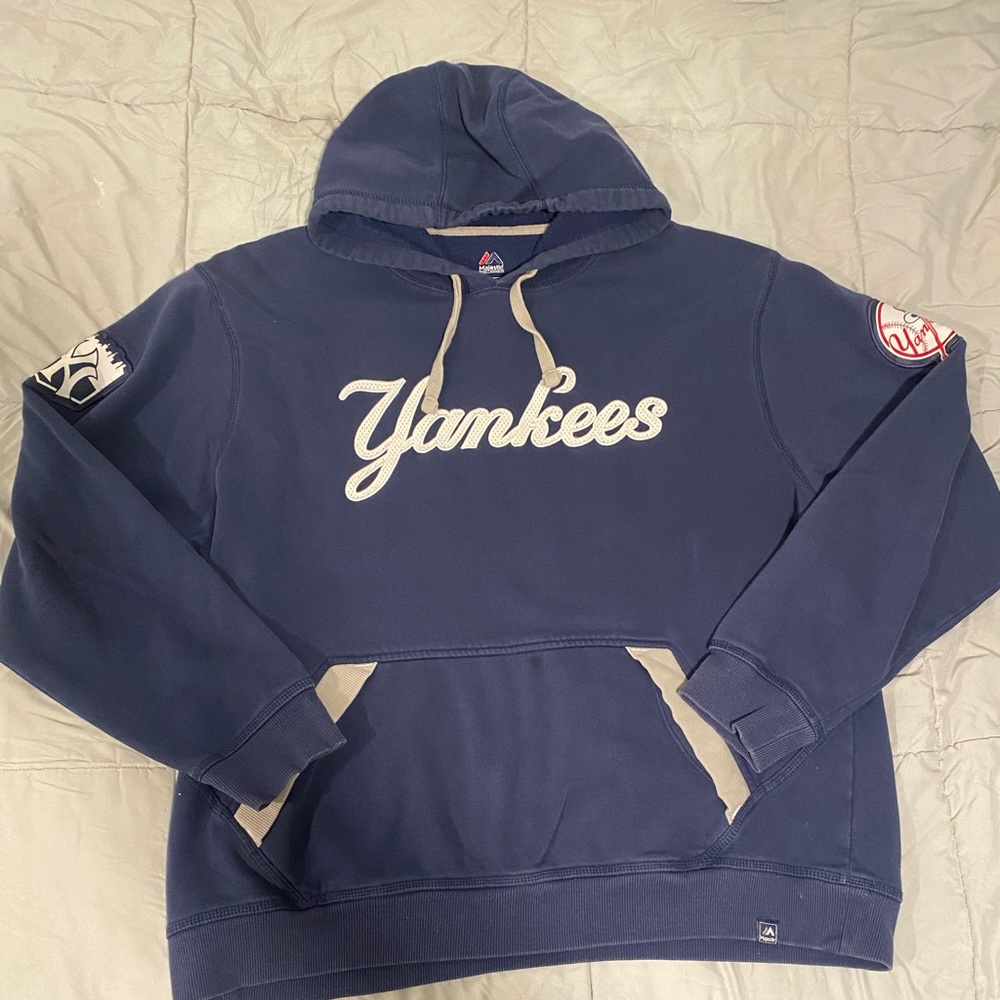 yankee hoodie